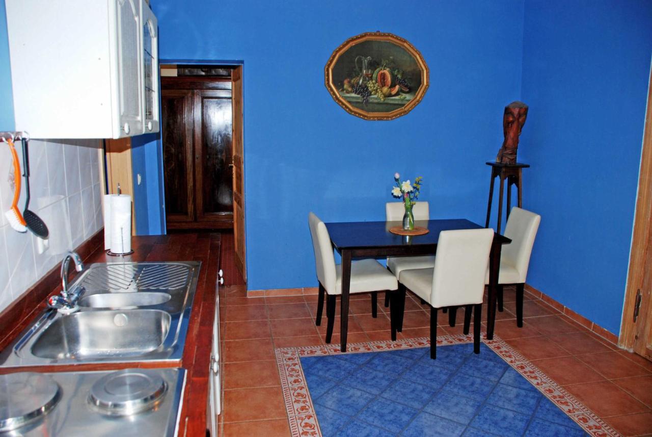 Ferienwohnungen Im Gutshaus Gnies Экстерьер фото