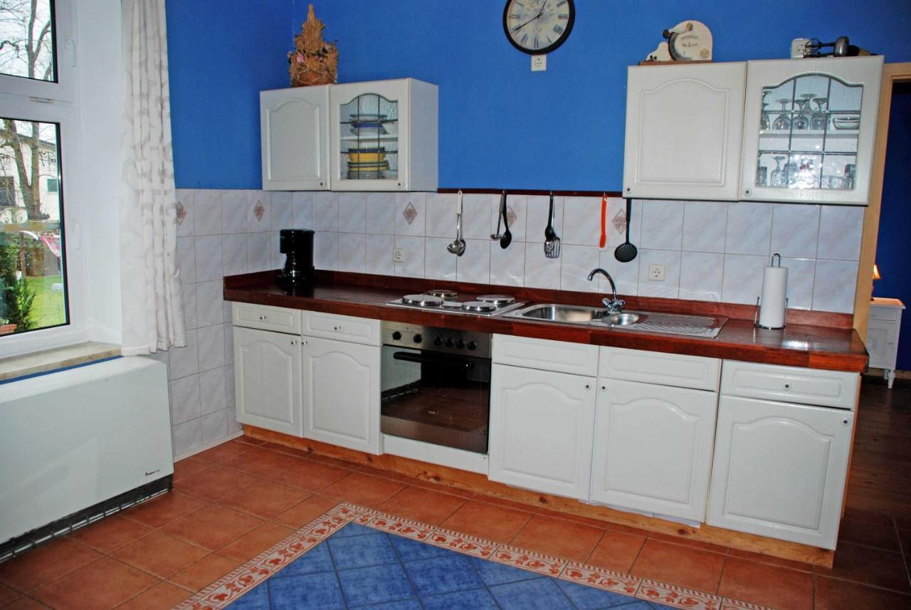 Ferienwohnungen Im Gutshaus Gnies Экстерьер фото
